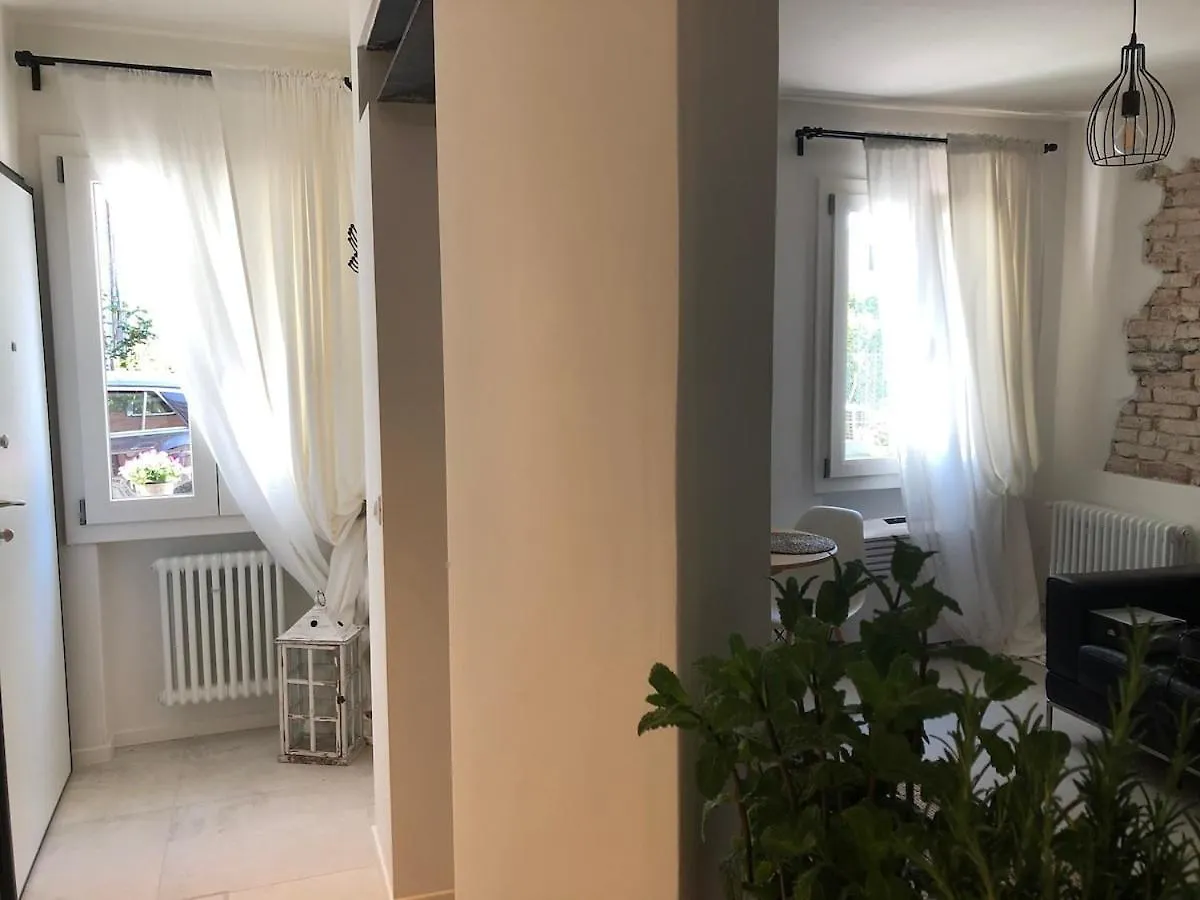 Homestories Venice Местре Апартаменты